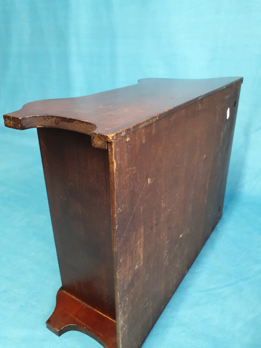 Late 19th century small mahogany shelves View IV