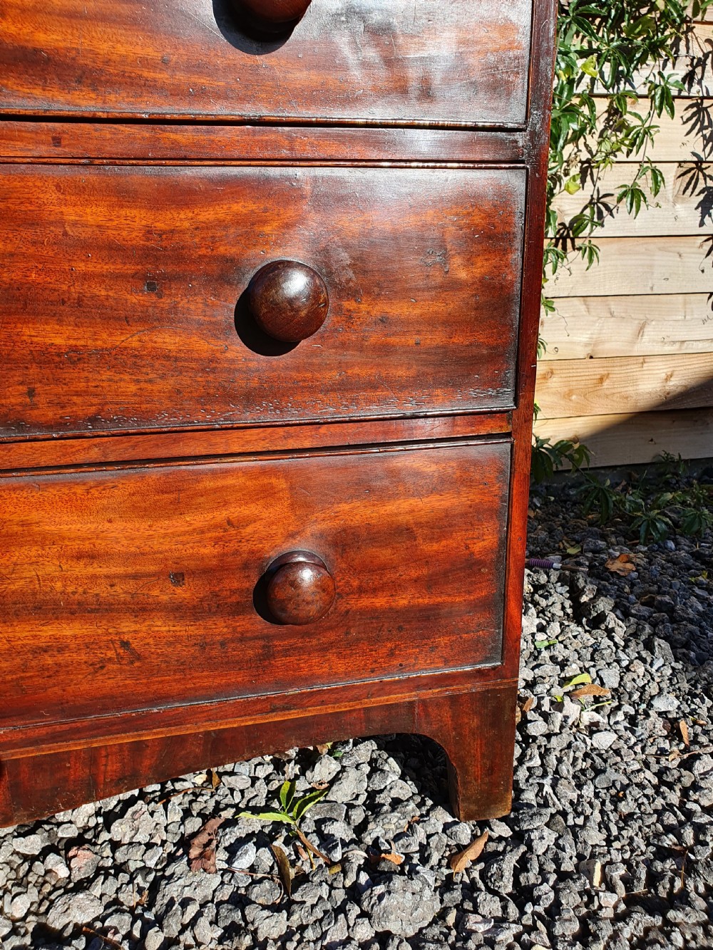 George the III mahogany chest of drawers 36 inches wide View VIII