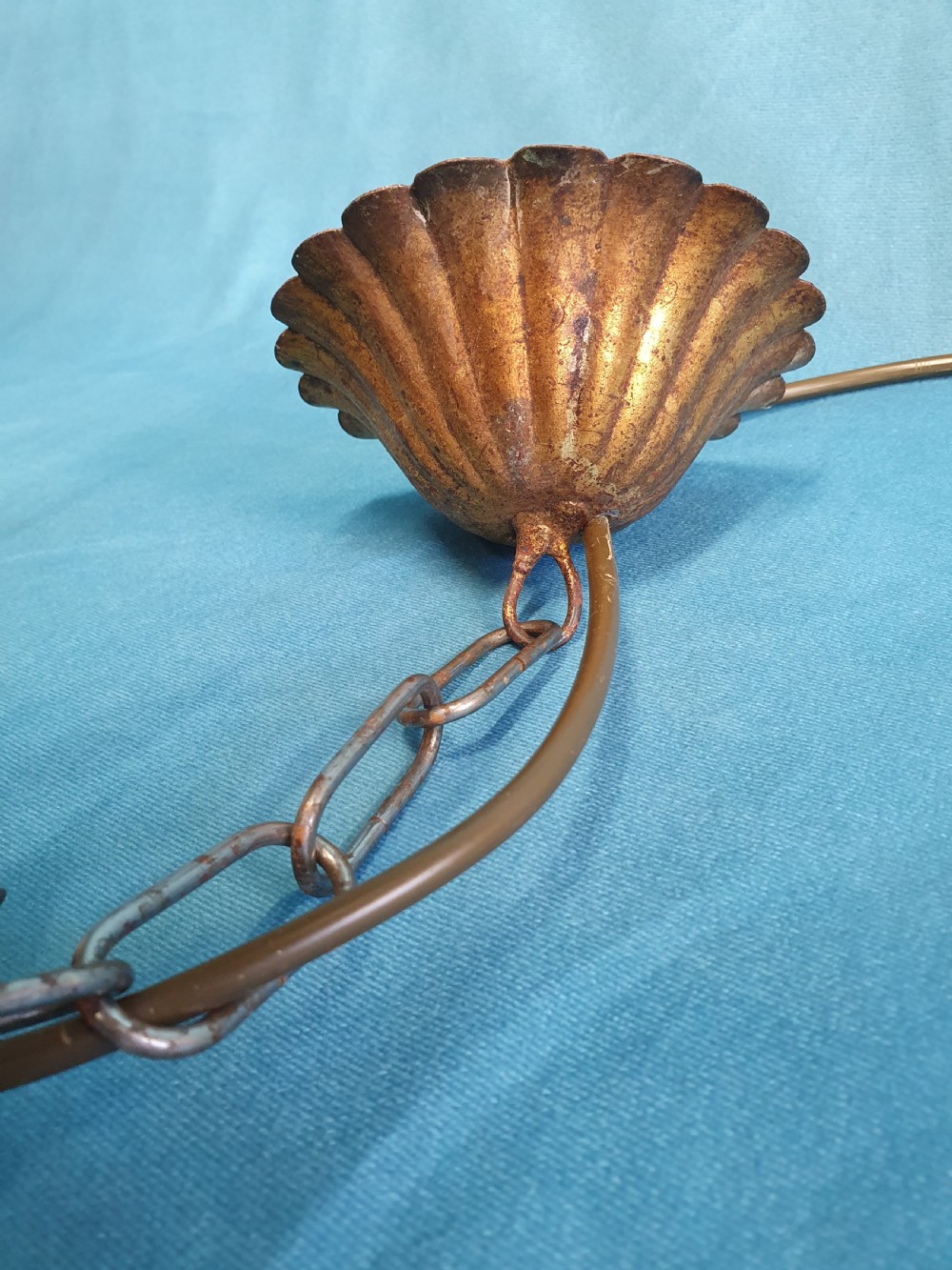 Early 20th century Gilt leaf chandelier View II