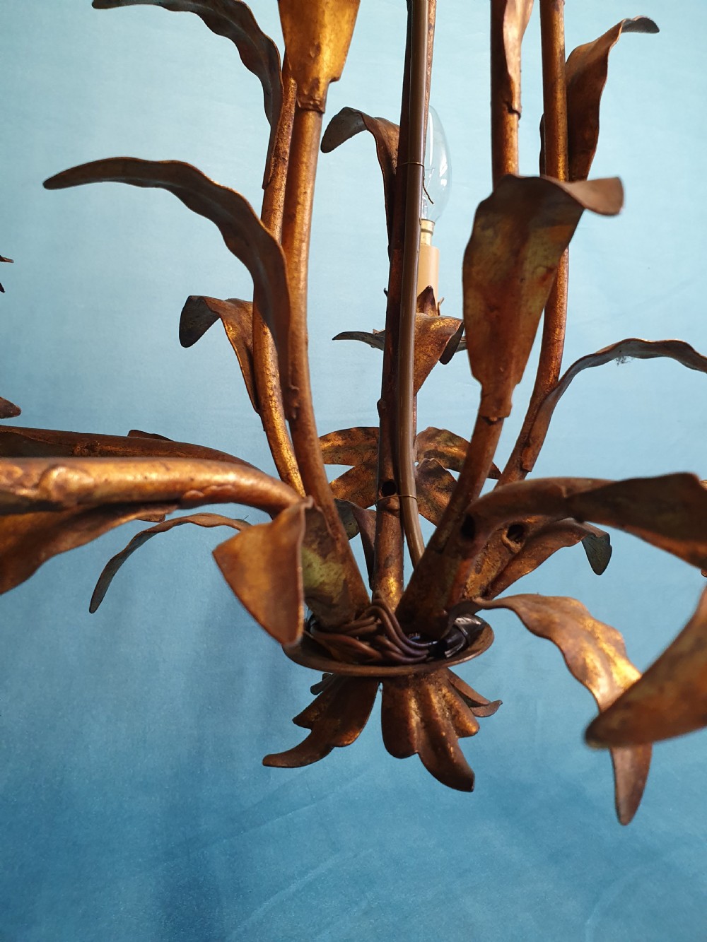 Early 20th century Gilt leaf chandelier View IV