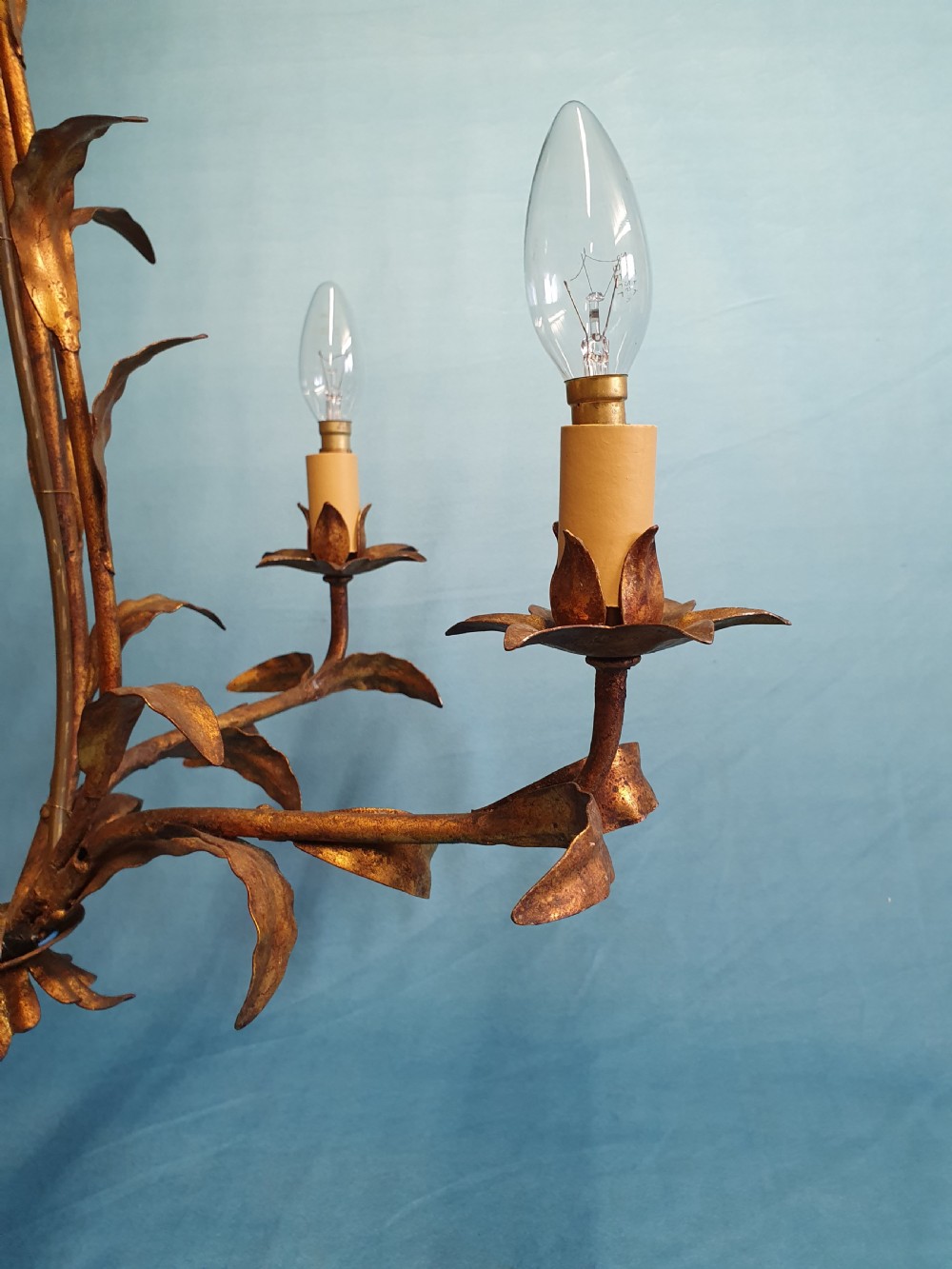 Early 20th century Gilt leaf chandelier View VI