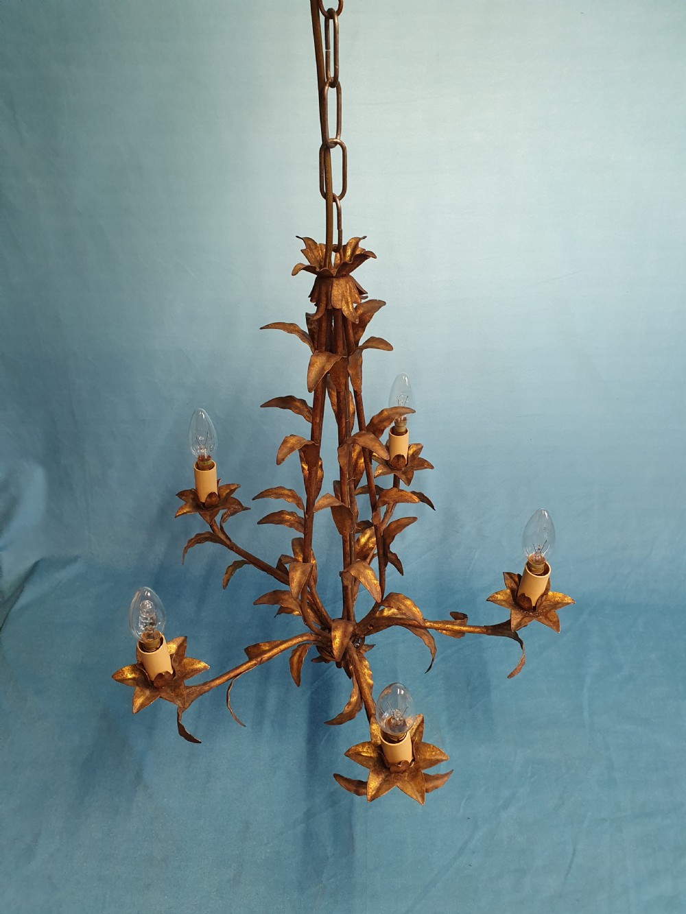 Early 20th century Gilt leaf chandelier View VII