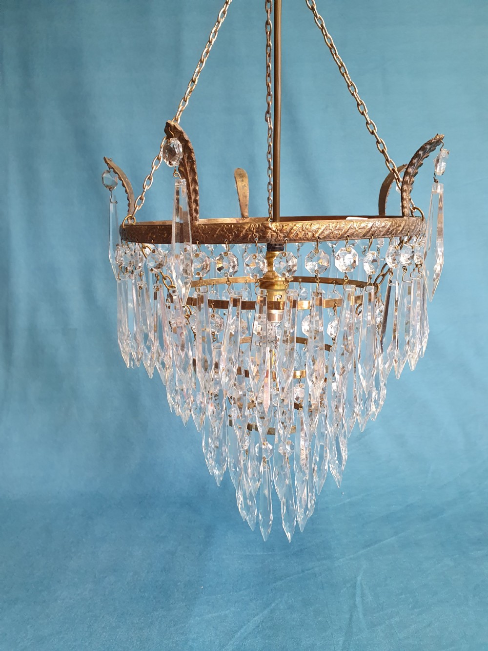 Early 20th century Spike chandelier with finials View II