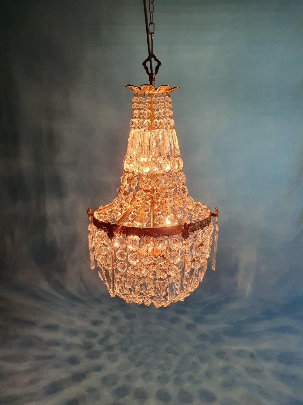 Early 20th century Large prism chandelier View III