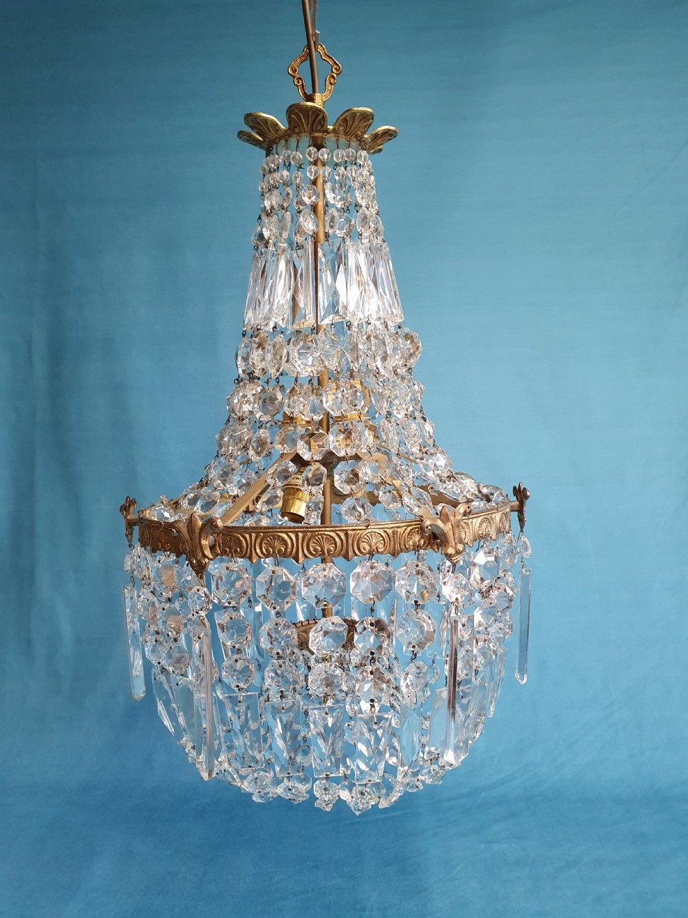 Early 20th century Large prism chandelier View VIII