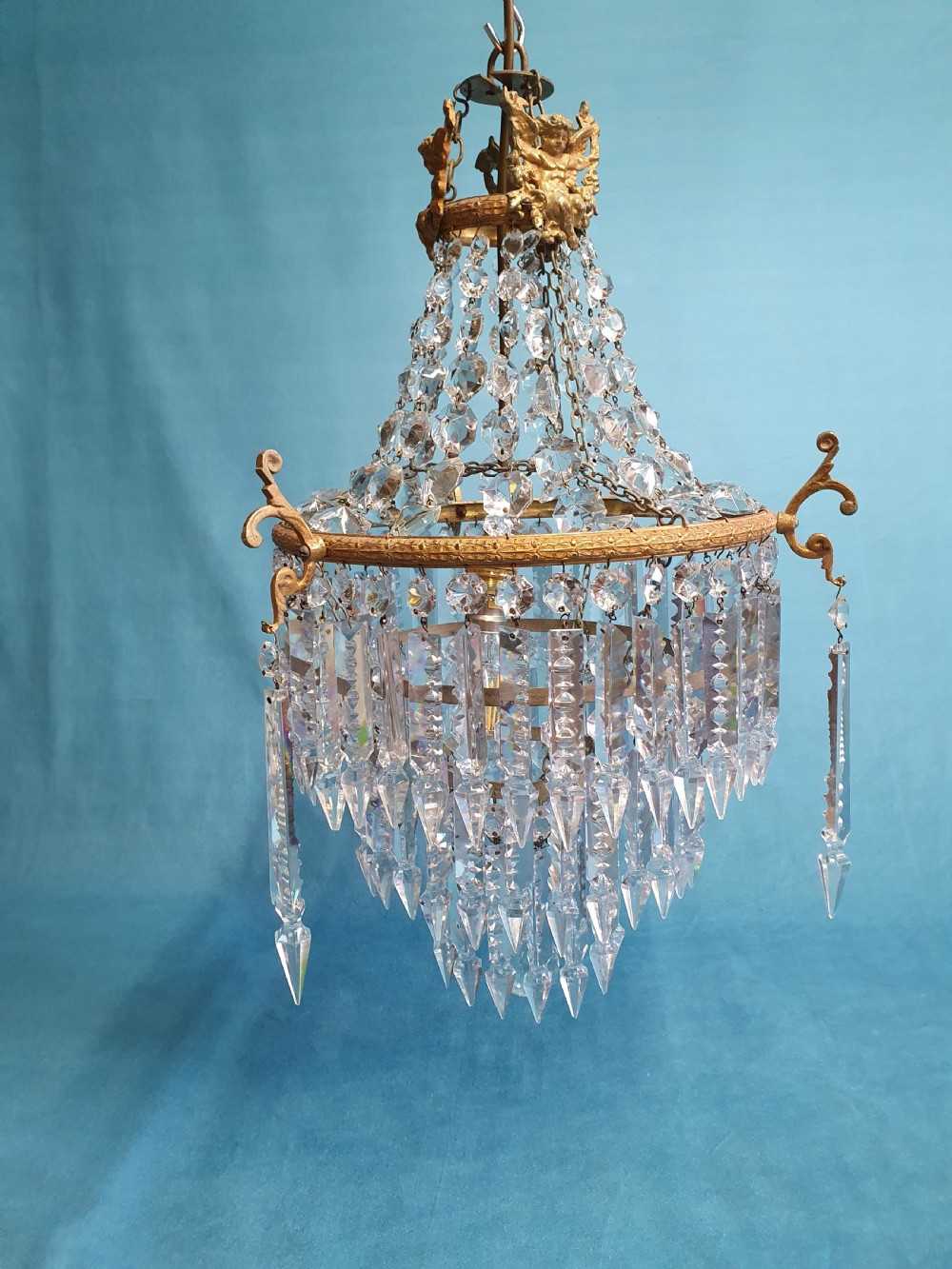 Early 20th century matched pair of lustre chandeliers View IV