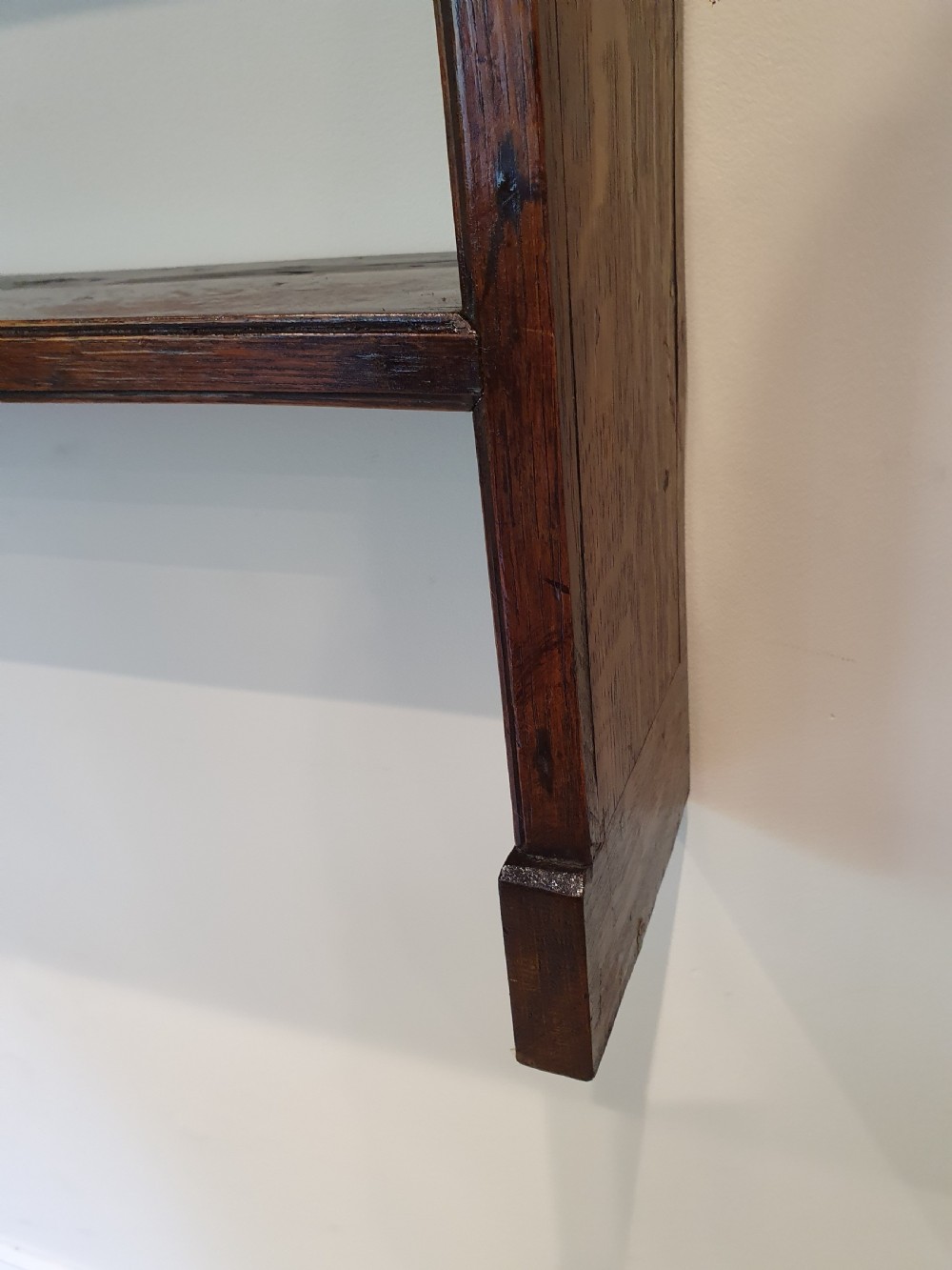 Late 18th century dresser rack View IV