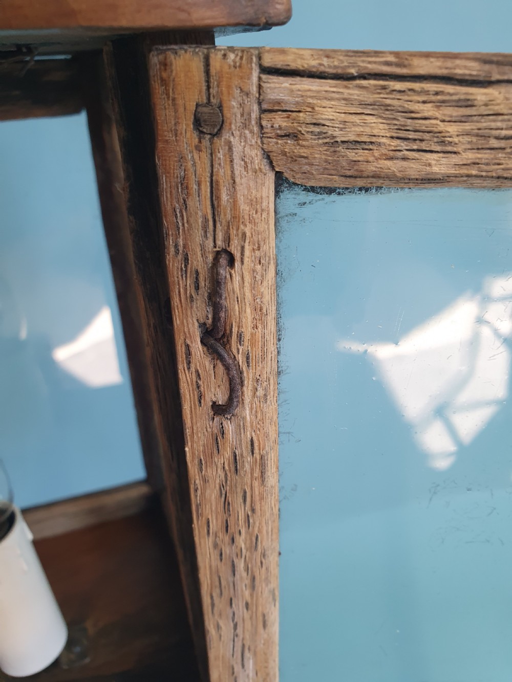 Early 20th century wooden porch light View X