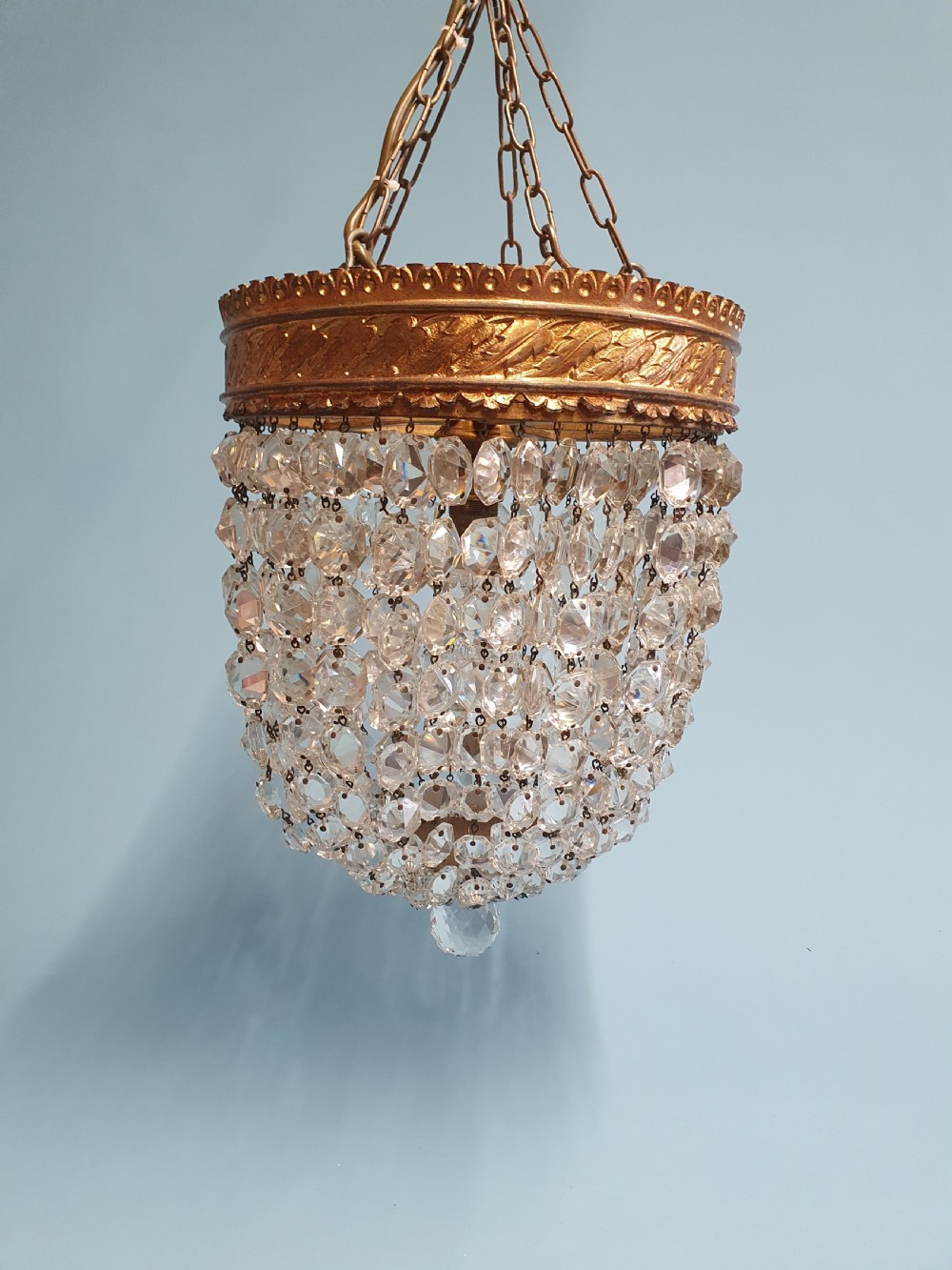Early 20th century large bag chandelier with wide rim View IV