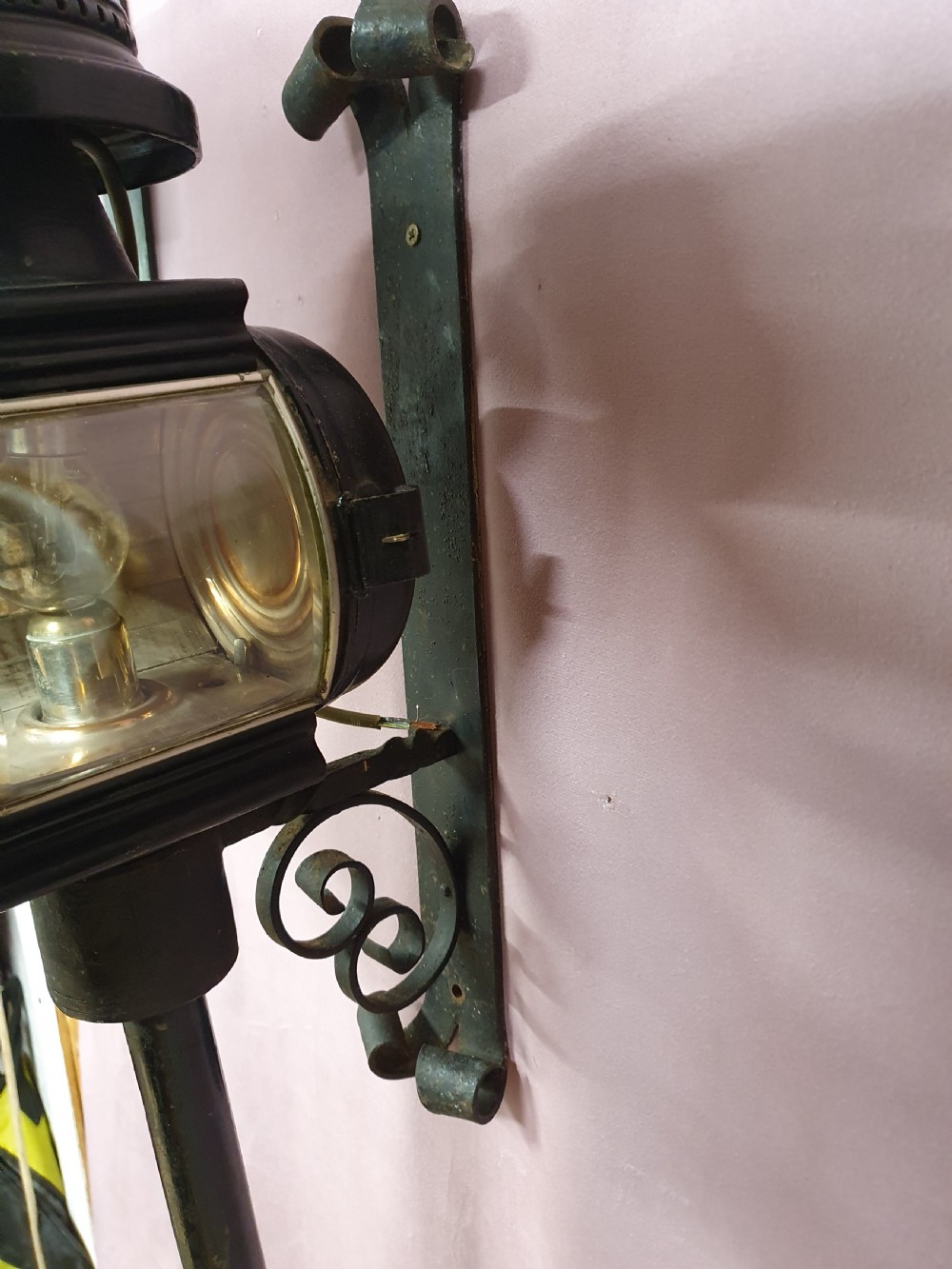 Pair of 19th century carriage lights View VI