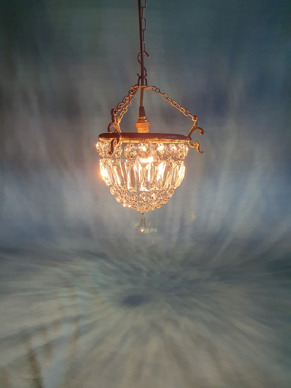 Small prism chandelier View V