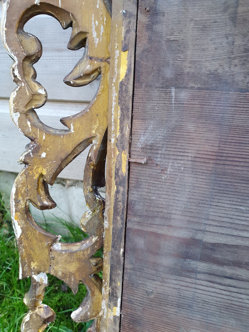 19th-century gilt mirror in carved wood View III