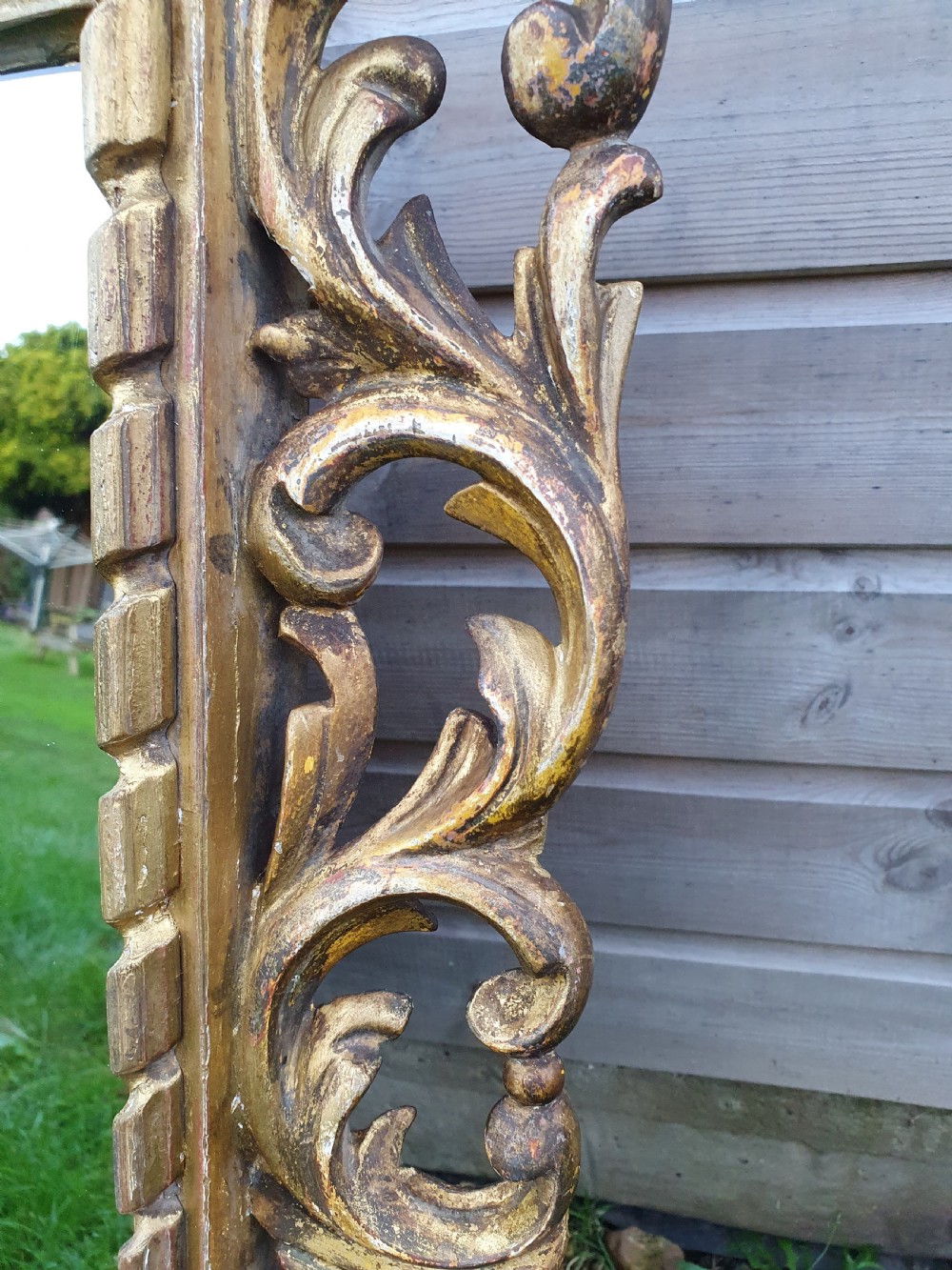 19th-century gilt mirror in carved wood View VIII