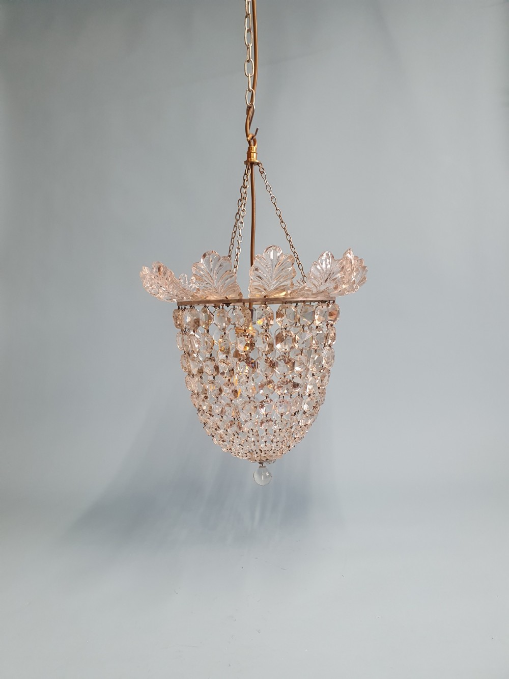 Early 20th century bag chandelier with very large glass leaf decoration 13