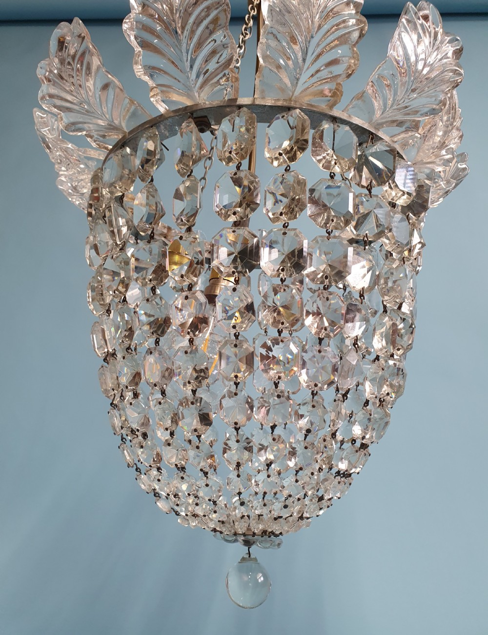 Early 20th century bag chandelier with very large glass leaf decoration 13