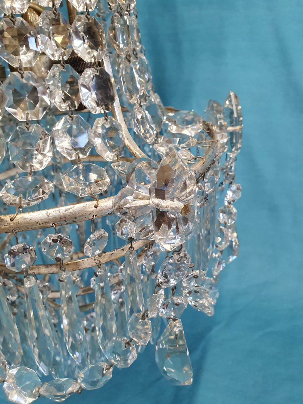 Swag chandelier with glass top swags and spikes 12