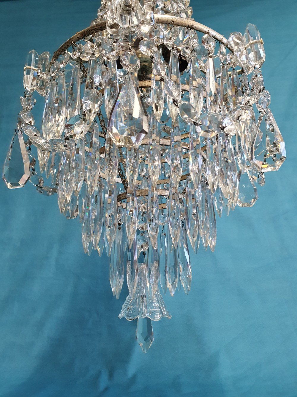 Swag chandelier with glass top swags and spikes 12