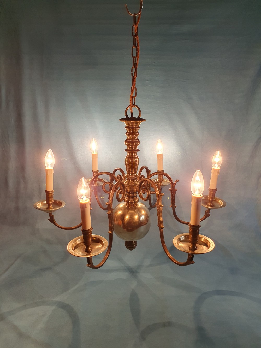 Early 20th century Dutch - Flemish chandelier View IV