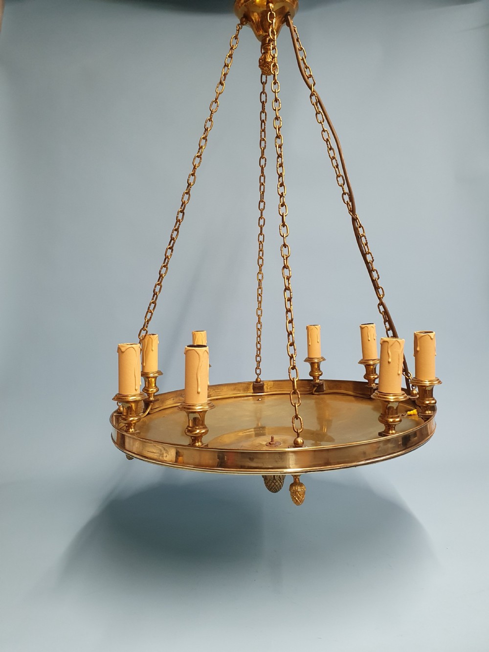 Early 20th century brass chandelier with 12 bulbs View II