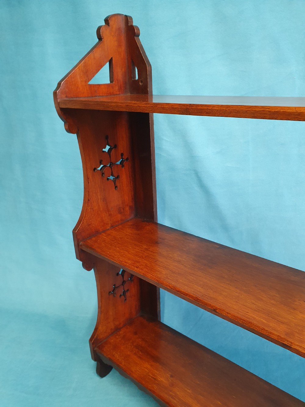 Arts and crafts shelves in walnut View III
