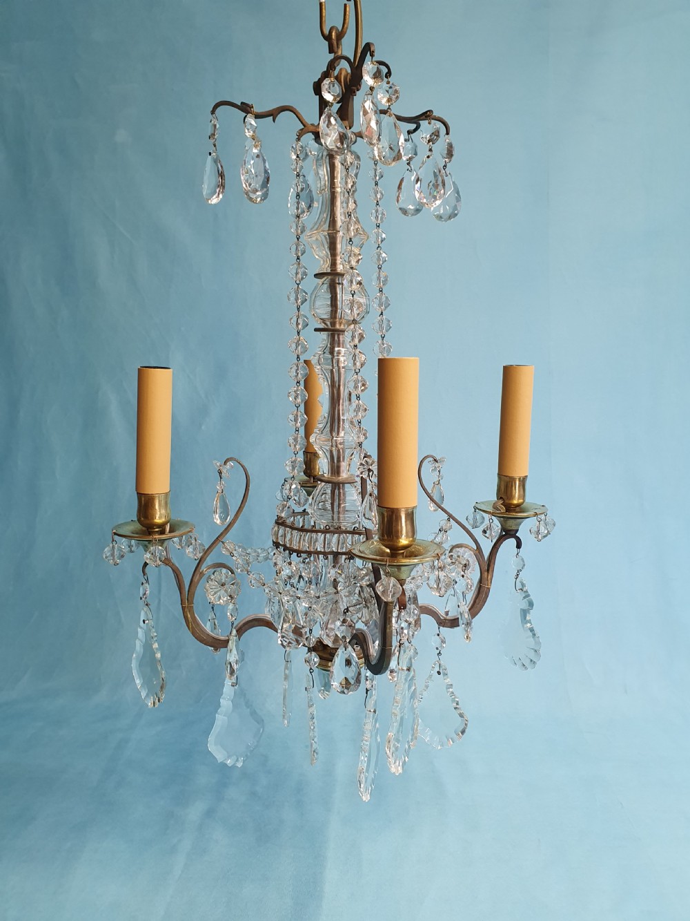 4 arm French chandelier with flat drips View IV