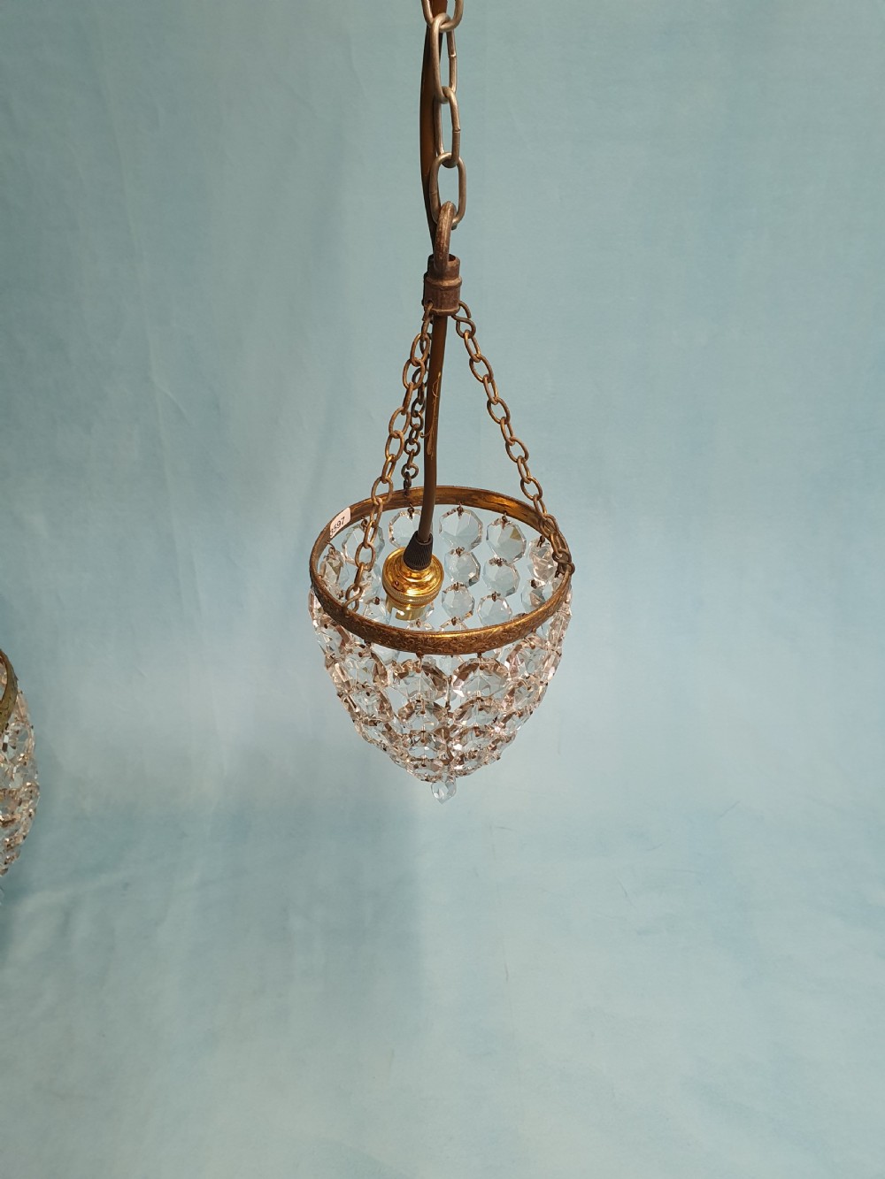 Early 20th-century pair of small bag chandeliers 5