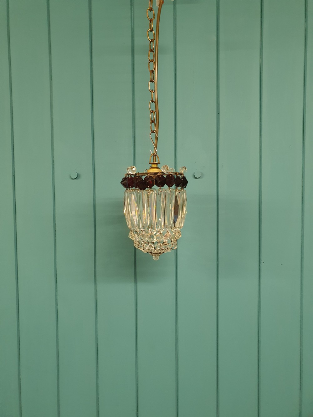 Early 20th century prism chandelier with red crystals 6