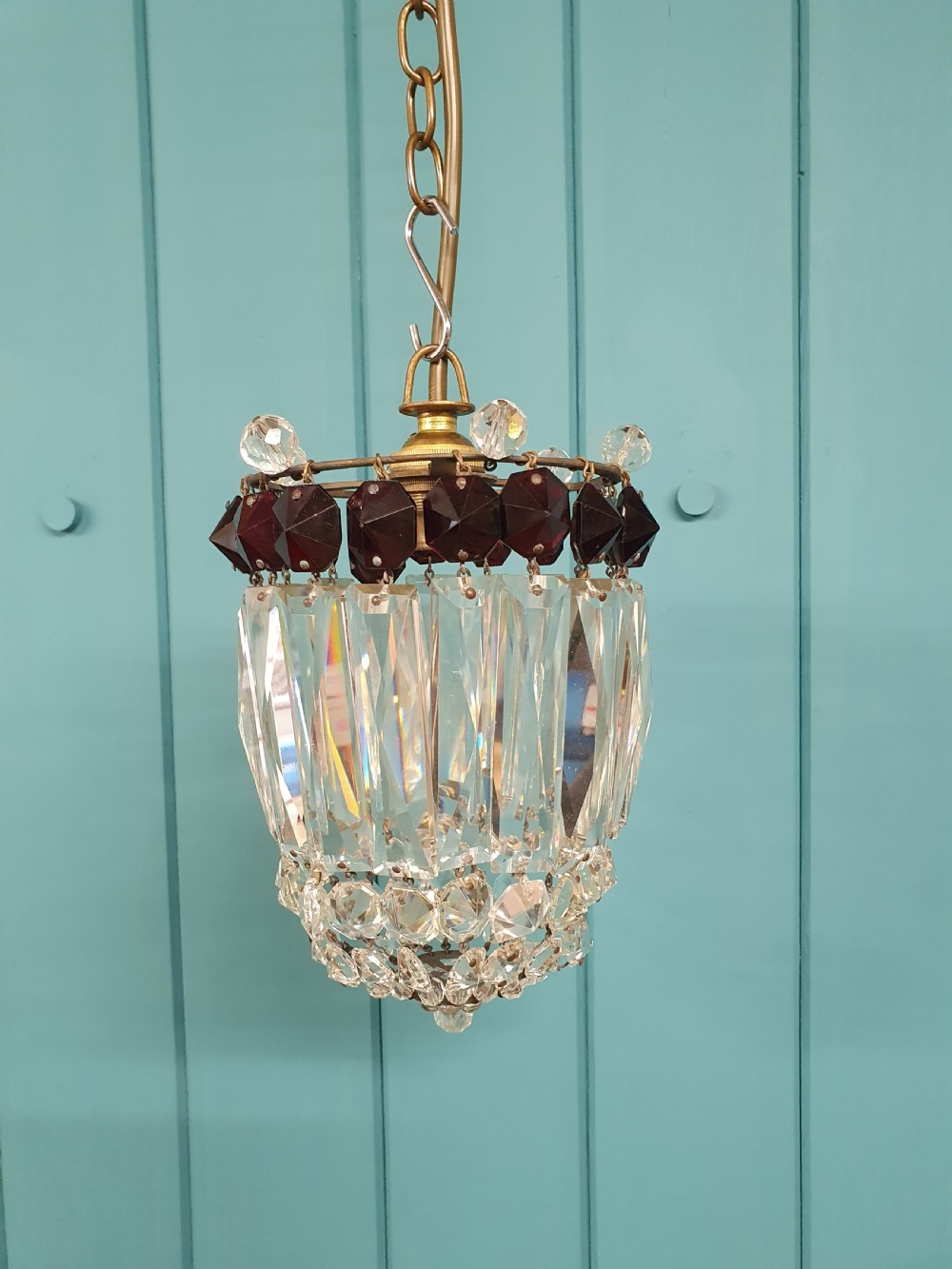 Early 20th century prism chandelier with red crystals 6