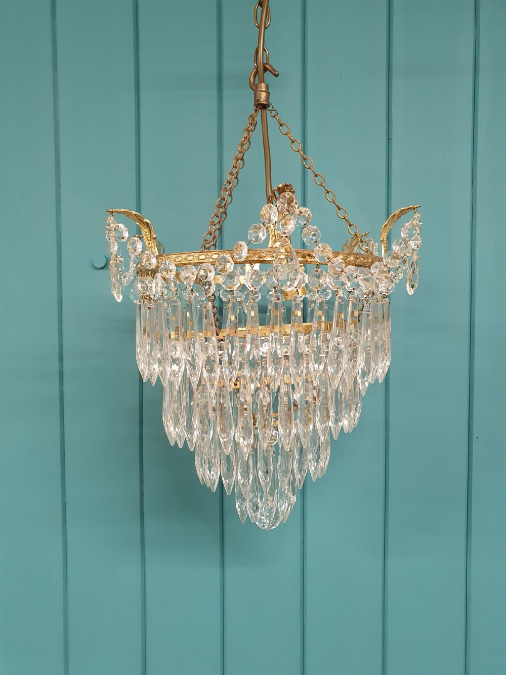 Early 20th century spike chandelier with swags to the top 12