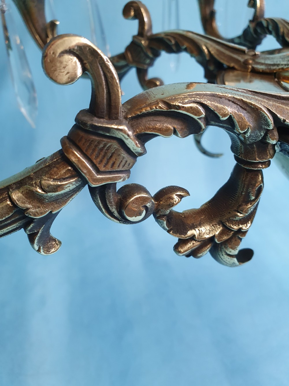 Early 20th century Large eight arm brass chandelier 24