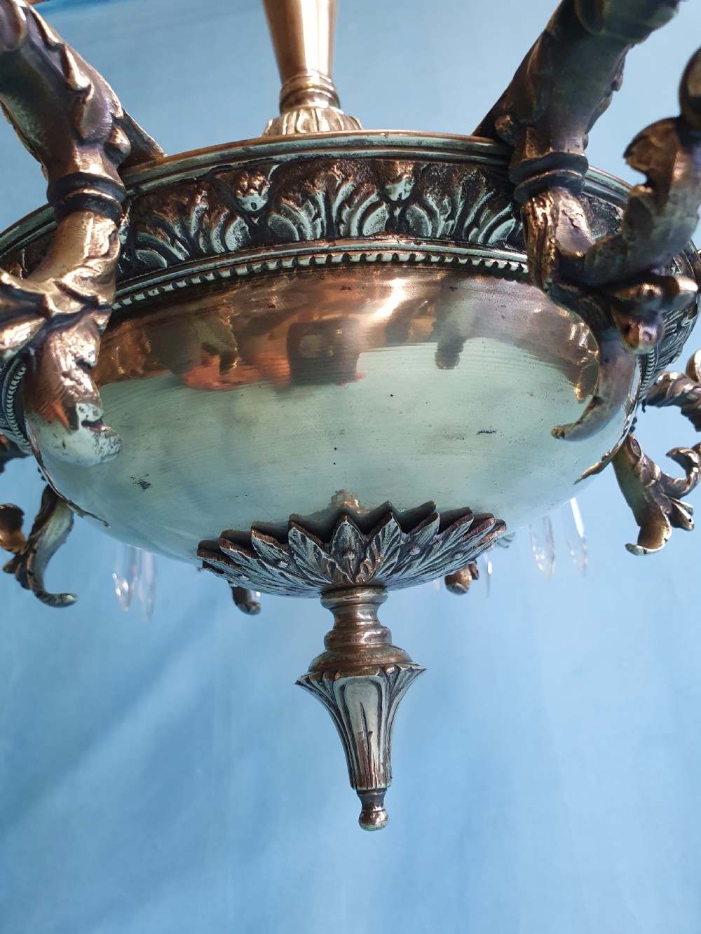 Early 20th century Large eight arm brass chandelier 24