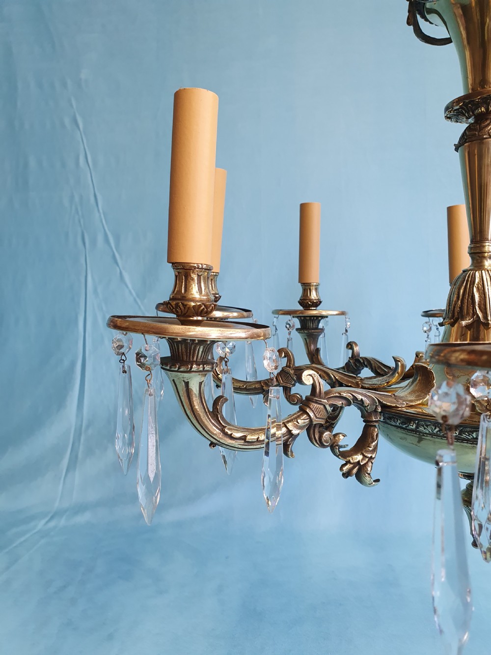 Early 20th century Large eight arm brass chandelier 24