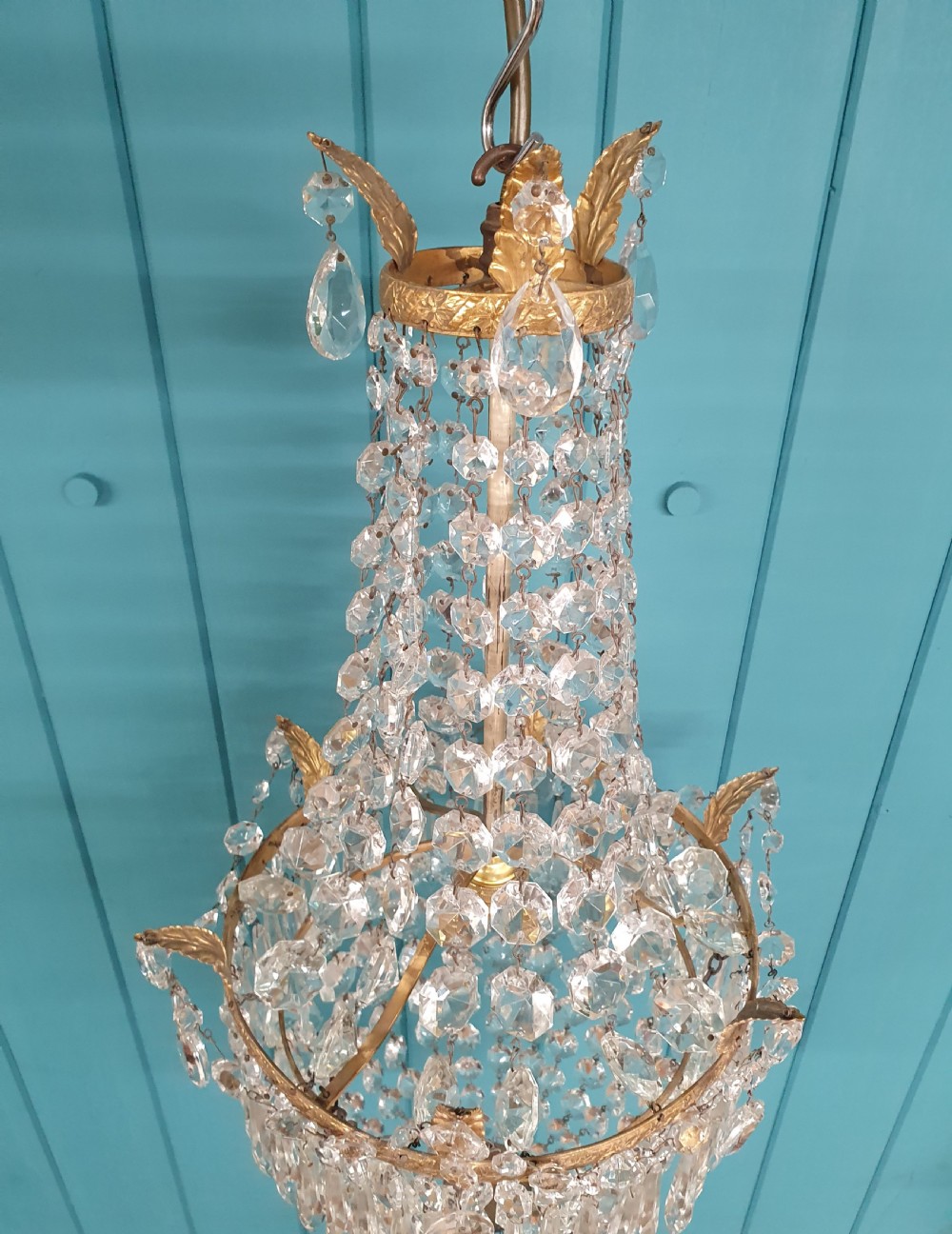 Early 20th century swag chandelier with bag and spike decoration 12