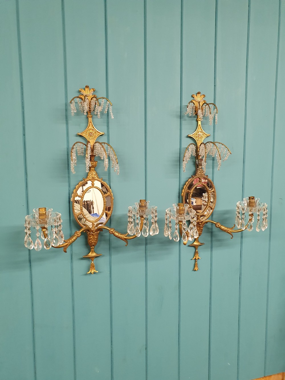 Early 20th century pair of decorative wall lights  13