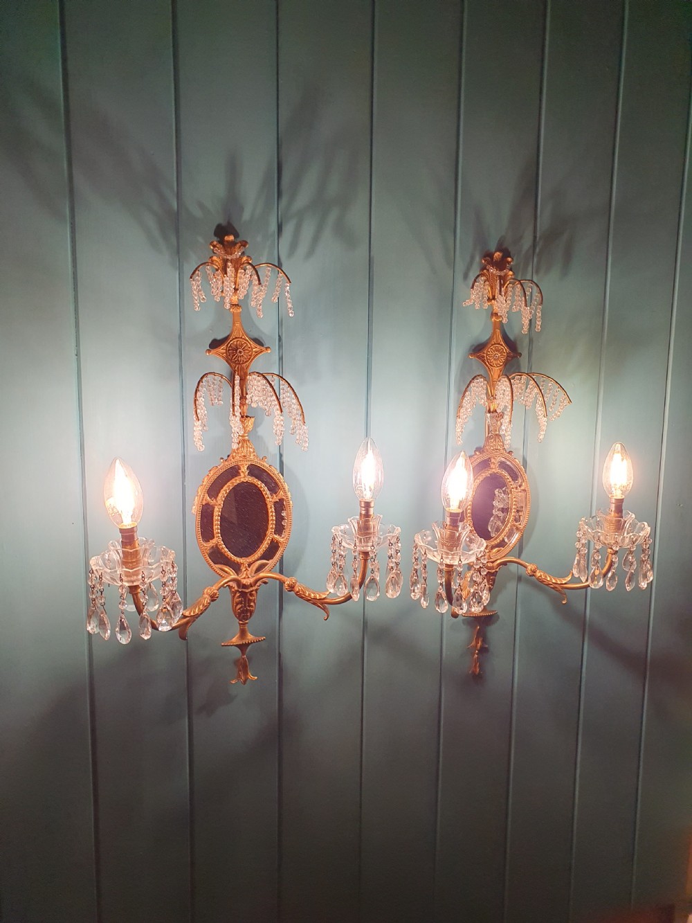 Early 20th century pair of decorative wall lights  13