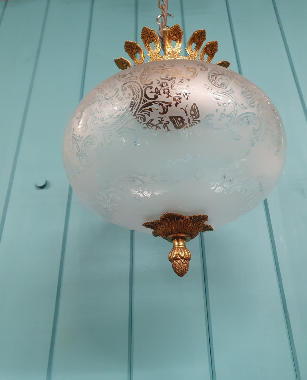 Early 20th century globe shaped light 10