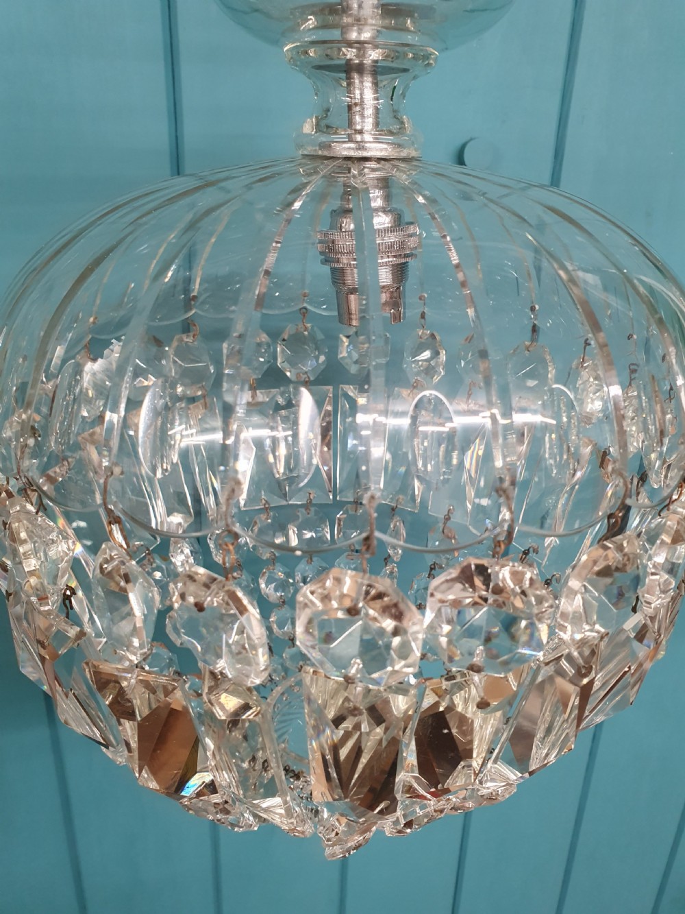 Early 20th century dome top chandelier with coffin prisms 10