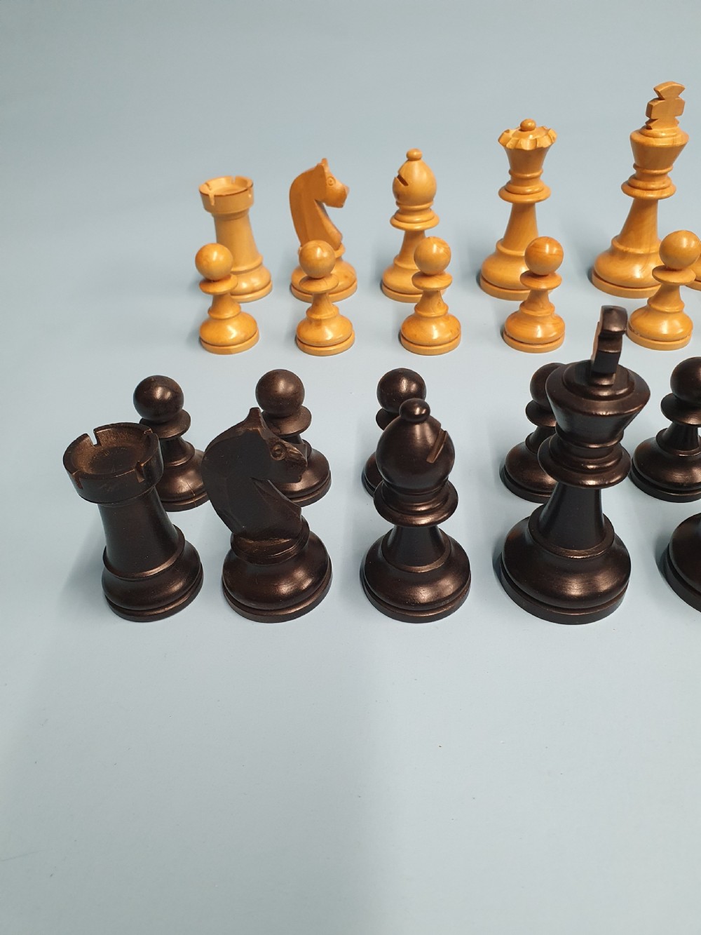 Early 20th century chess set in box wood View VII