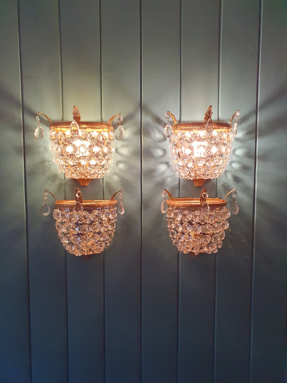 Early 20th century set of four bag wall lights View VI