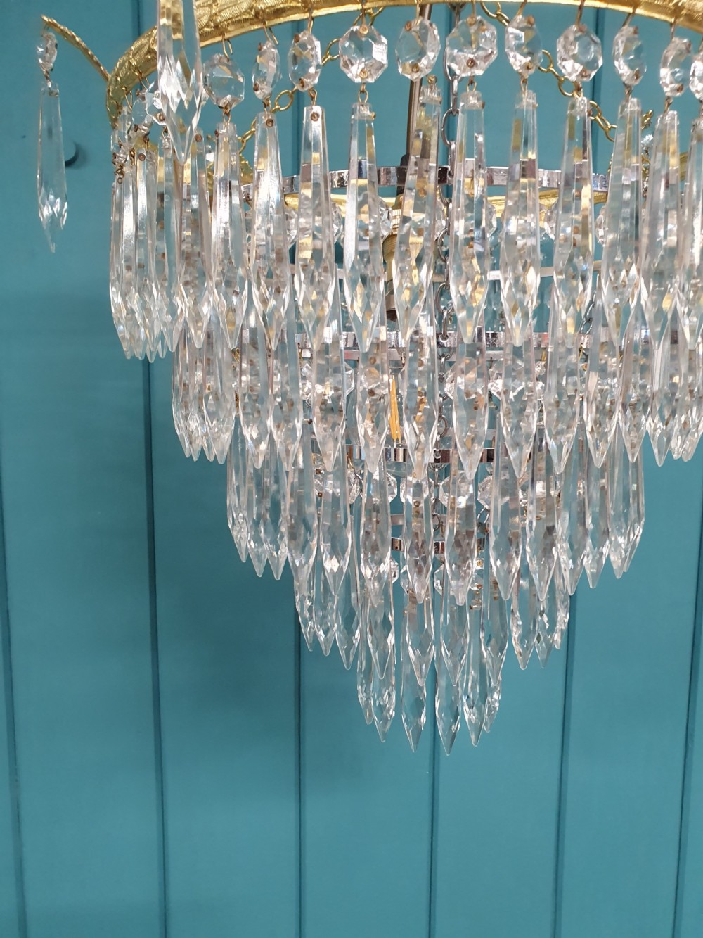 Early 20th century five tear spike chandelier 14