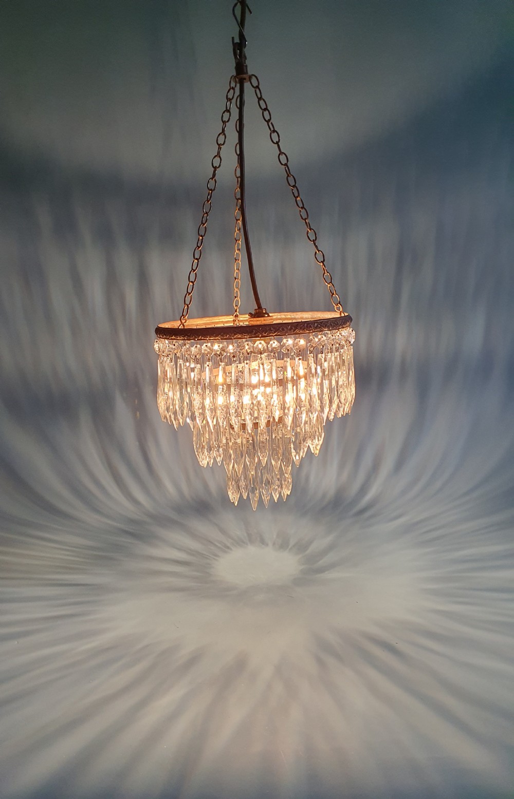 Early 20th century spike waterfall chandelier 10