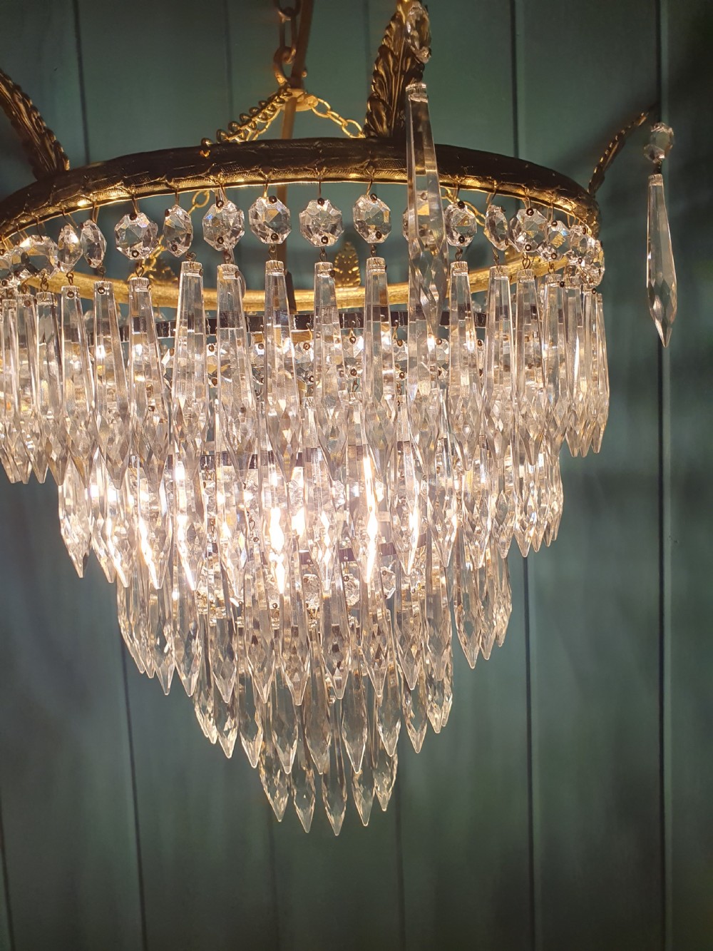 Early 20th century five tear spike chandelier 14