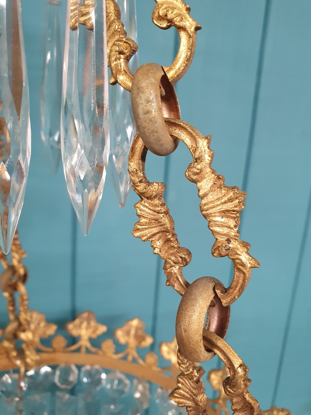 Early 20th century large bag chandelier with super quality chain 17