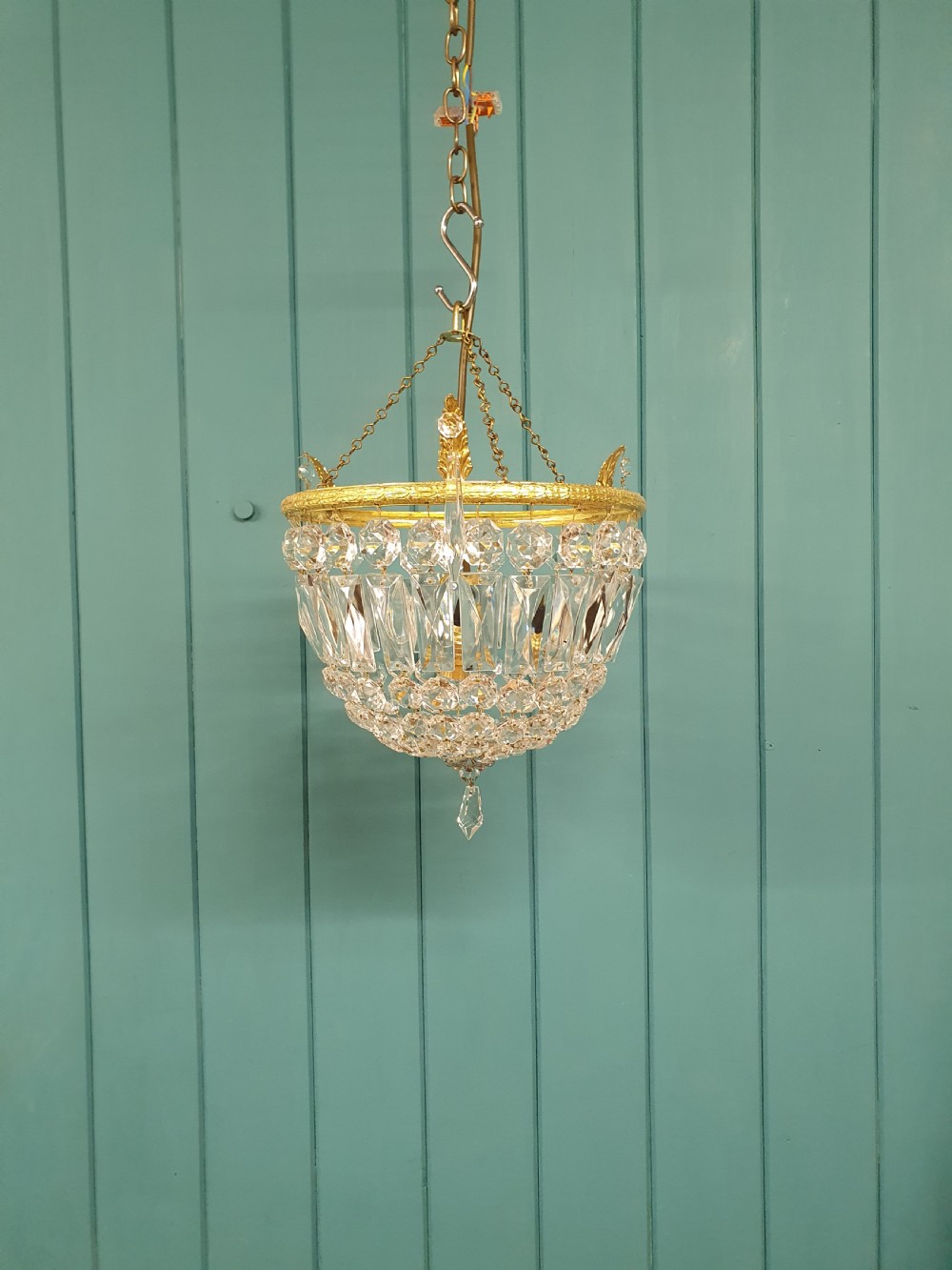 Early 20th century bag chandelier with coffin prisms 11