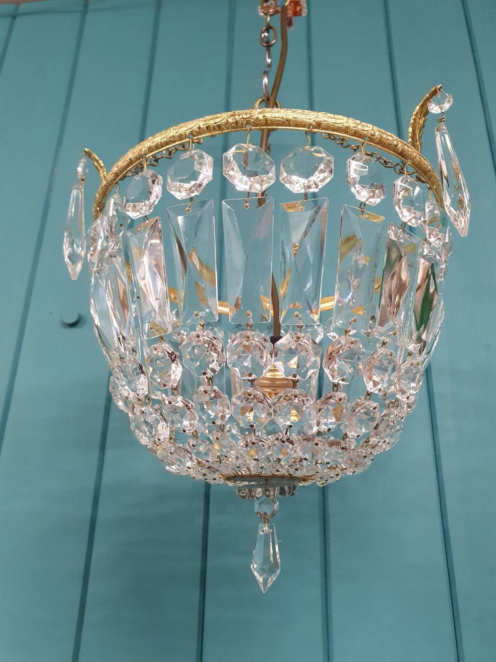 Early 20th century bag chandelier with coffin prisms 11