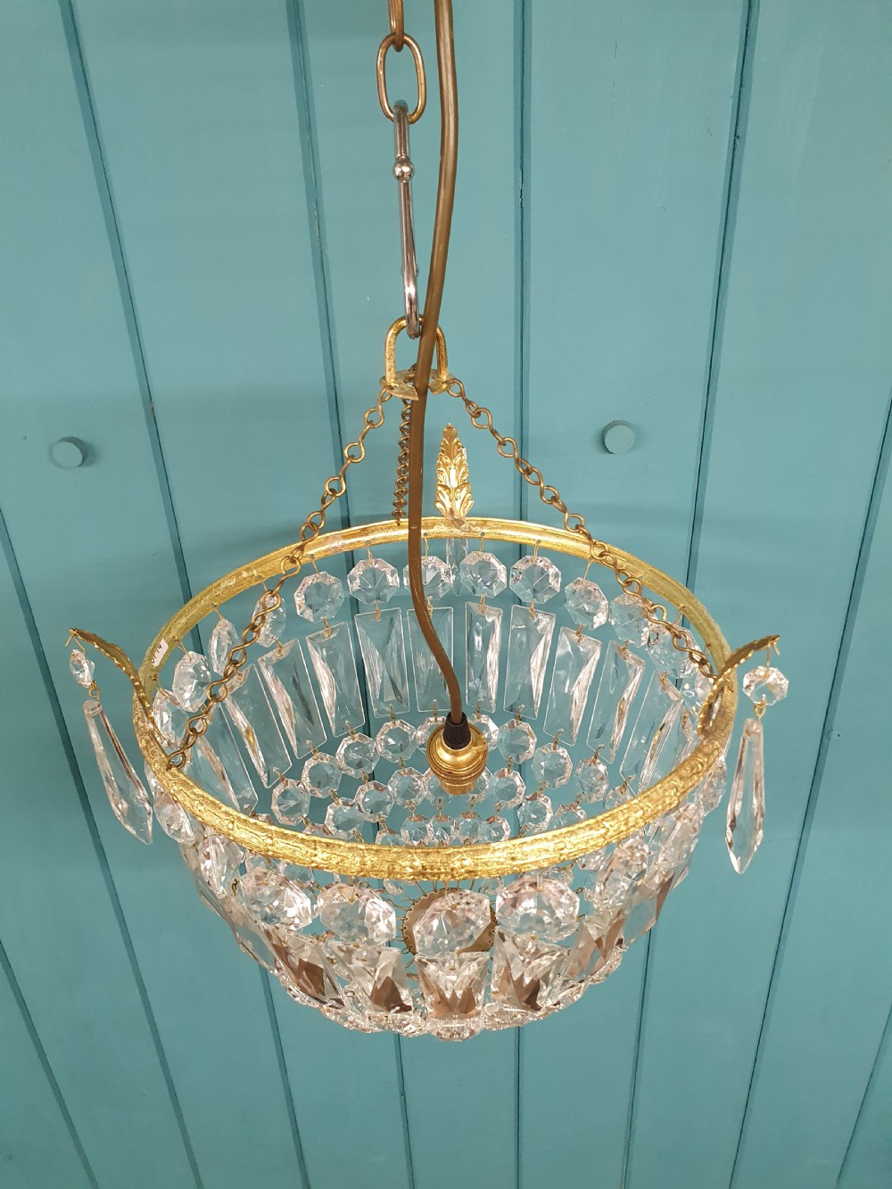 Early 20th century bag chandelier with coffin prisms 11