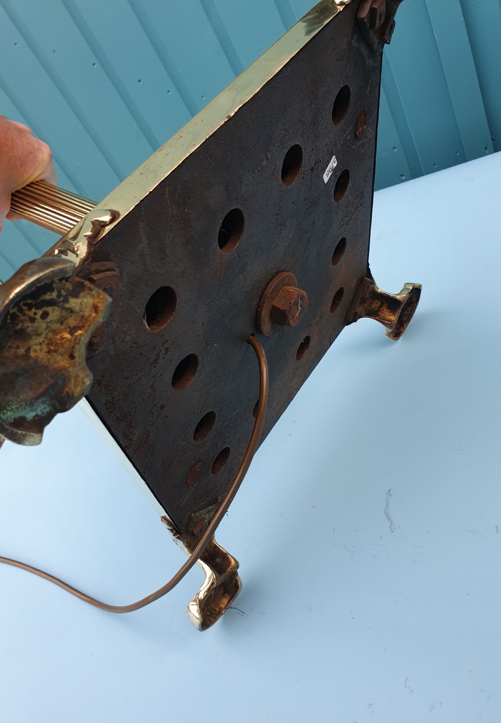 Victorian standard lamp in brass. C1880 View IV