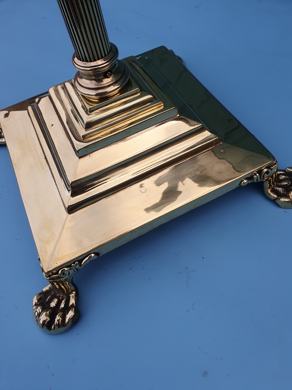 Victorian standard lamp in brass. C1880 View VI