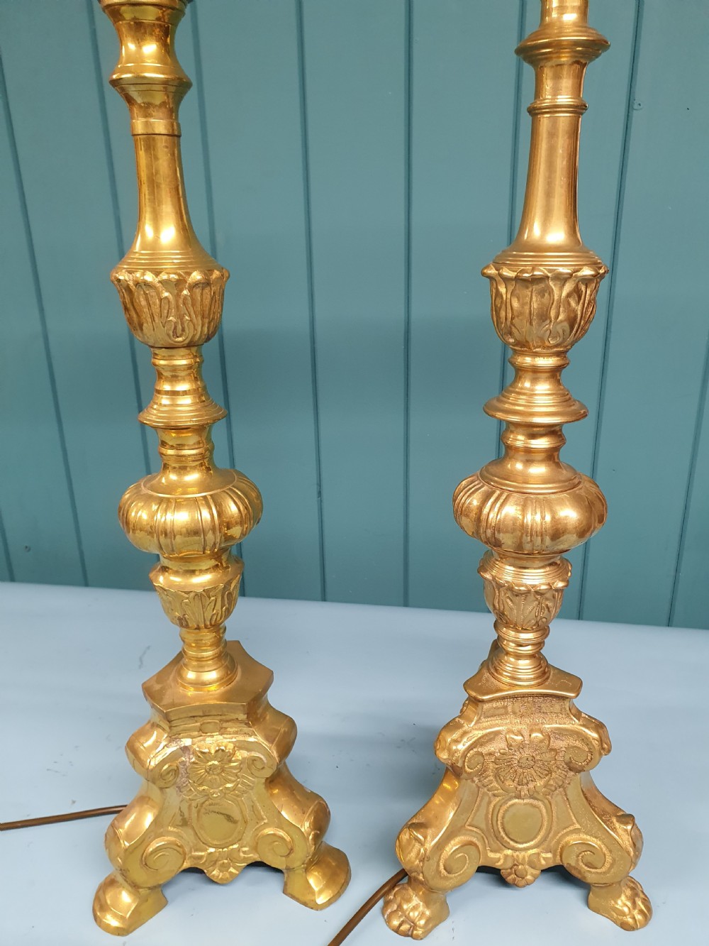 Early 20th century Pair of baroque style brass candlesticks View VII