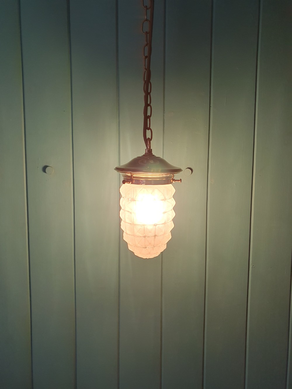 Early 20th century small pineapple shaped pendant View IV